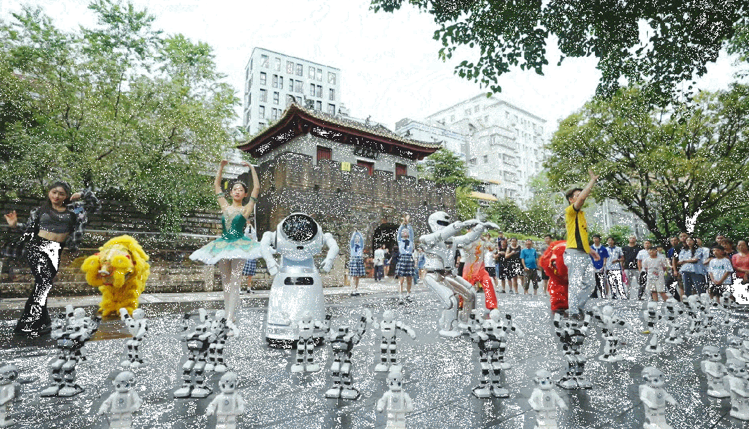 突如其来！深圳街头突现大规模机器人群体……